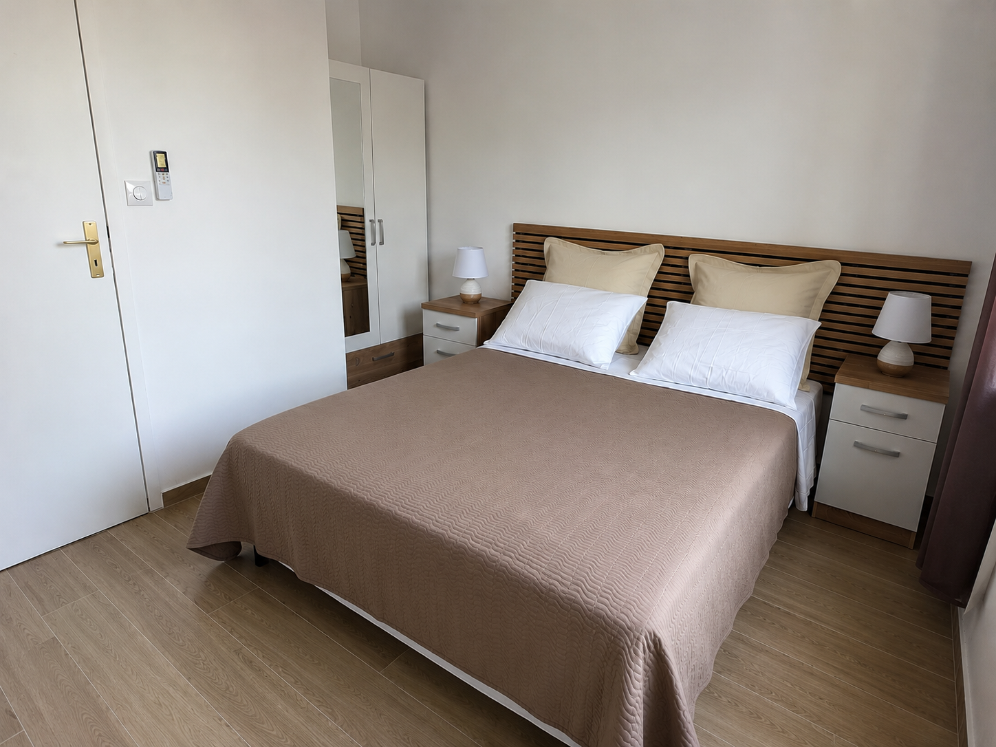 Première chambre calme et confortable